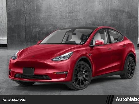 TESLA MODEL Y 2024 7SAYGDED1RF088303 image